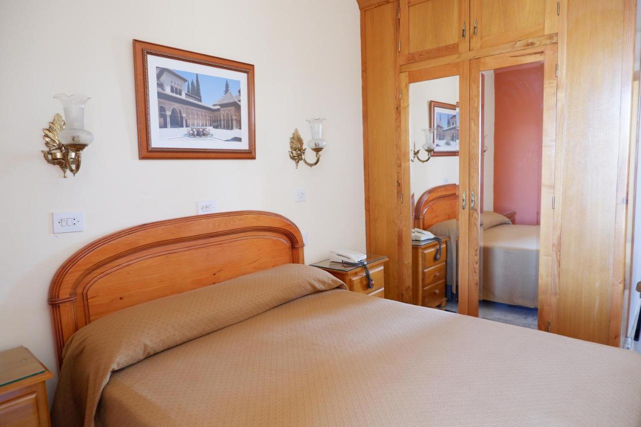 Hotel Central Lanjarón Zewnętrze zdjęcie