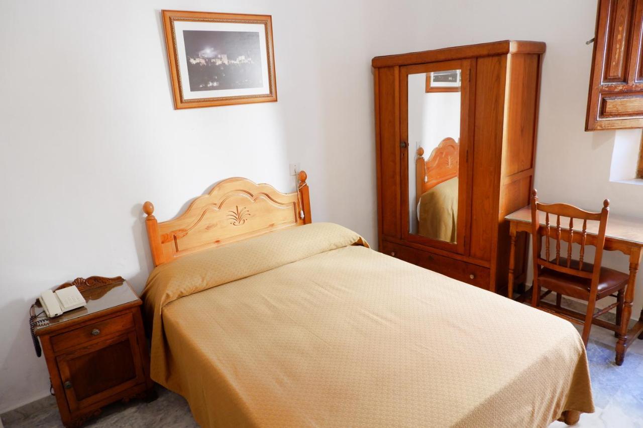 Hotel Central Lanjarón Zewnętrze zdjęcie